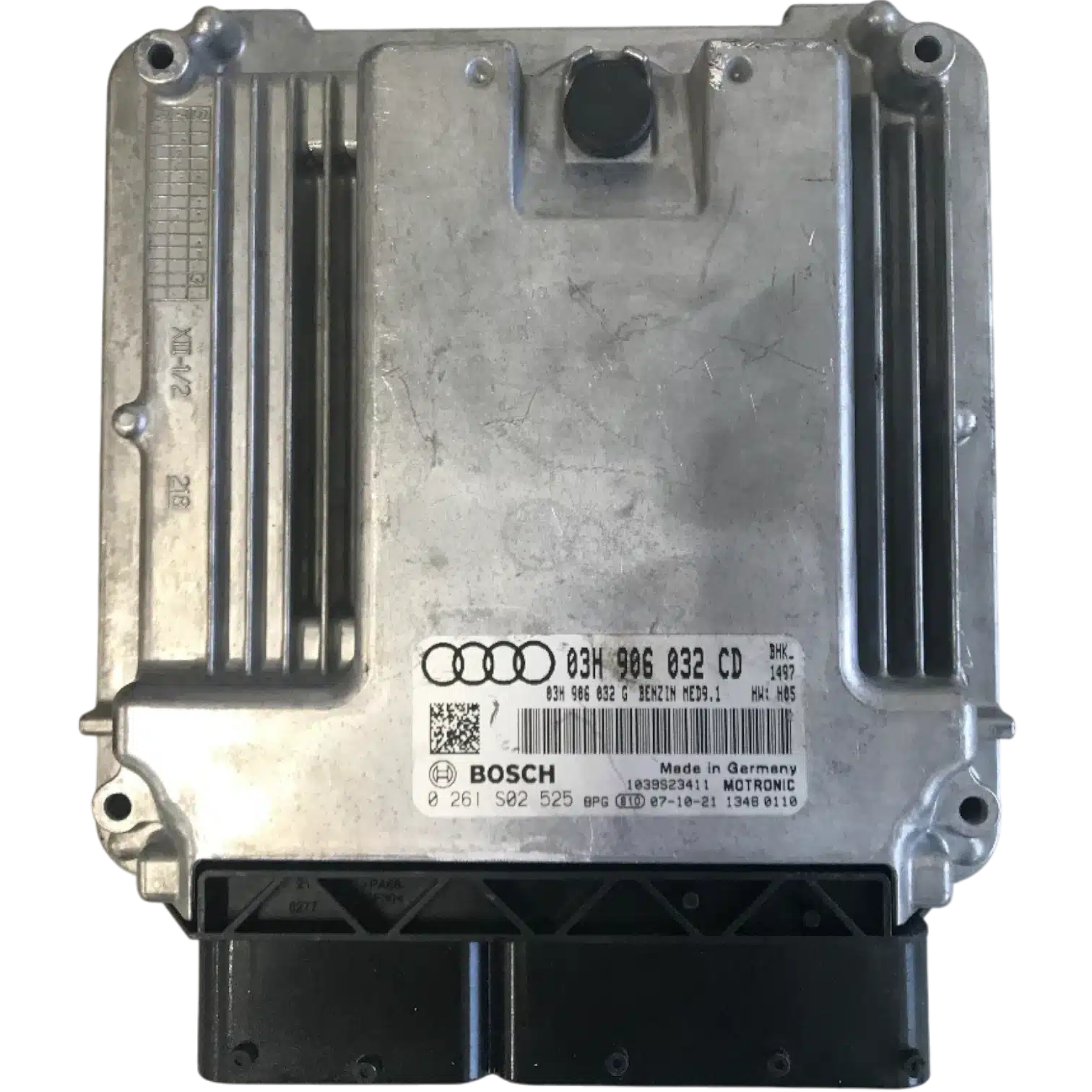Hộp điều khiển động cơ ECU ECM Audi Q7 3.6L TFSI Hộp điều khiển động cơ ECU ECM Audi Q7 3.6L TFSI
Mã phụ tùng ECU ECM:
03H906032CA, 03H906032L, 03H906032BG, 03H906032DA, 03H906032CA, 03H906032EK
Bosch ECU ECM
0261S02525, 0 261 S02 525,
03H906032CD, 03H 906 032 CD,
03H906032G, 03H 906 032 G,
MED9.1