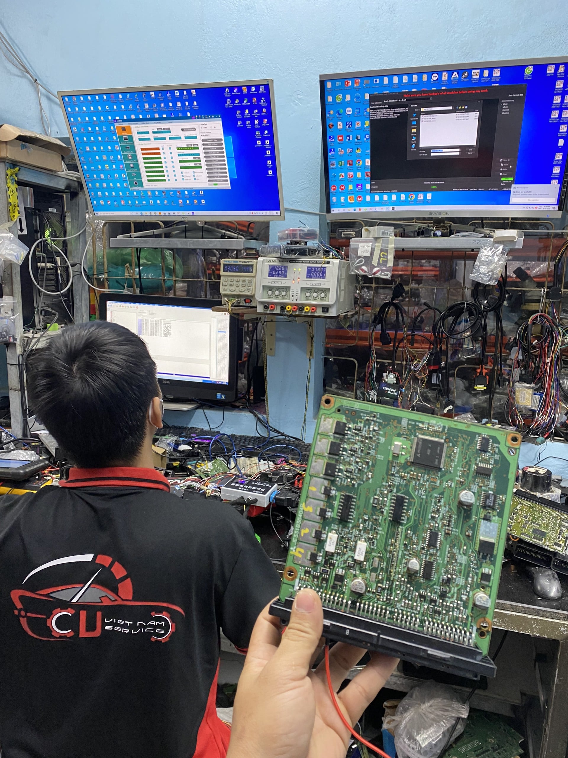 Sửa chữa hộp động cơ ECU Lexus