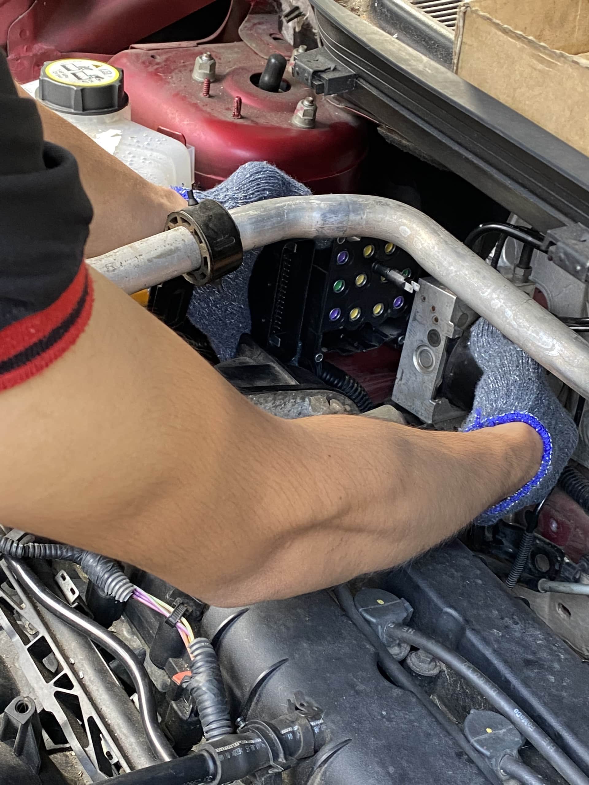 GARAGE CHUYÊN SỬA ABS XE TOYOTA - SỬA BƠM ABS 4 Vị Trí lắp đặt abs
