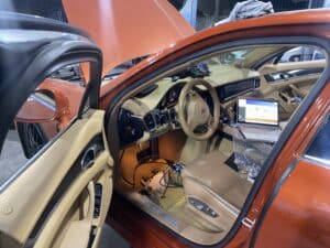 GARAGE CHUYÊN SỬA CHỮA HỘP ECU PORSCHE-AUDI-VOLKSWAGEN