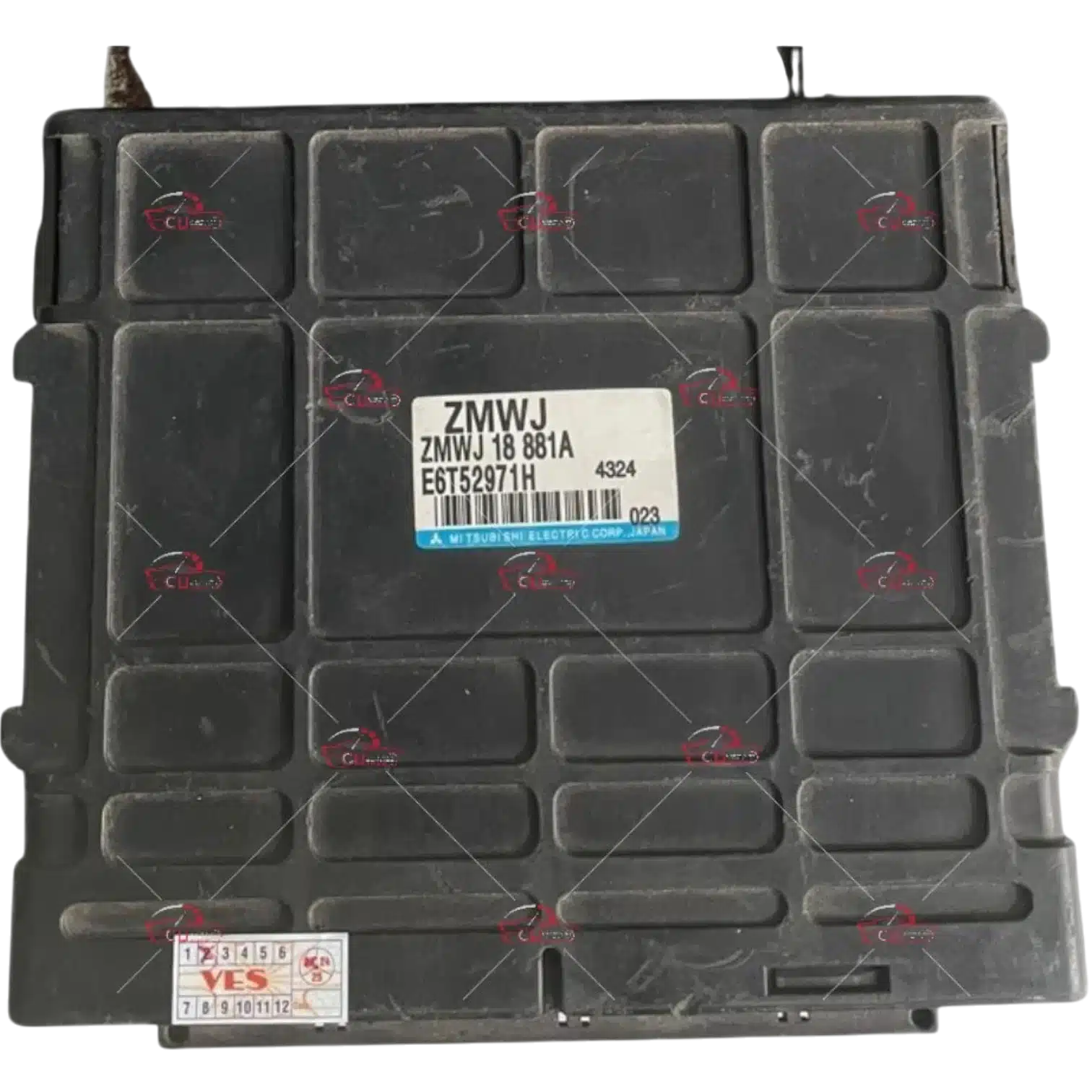 Hộp điều khiển động cơ Ô TÔ ECU ECM MAZDA 323 1.6L Hộp điều khiển động cơ Ô TÔ ECU ECM MAZDA 323 1.6L
Mã phụ tùng ECU ECM
ZM1118881B , ZMWJ18881A , PEDH18881 , PY9W18881
ECU
MAZDA 323 1.6L
E6T52971H, E6T 529 71H
ZMWJ18881A , ZMWJ18881A