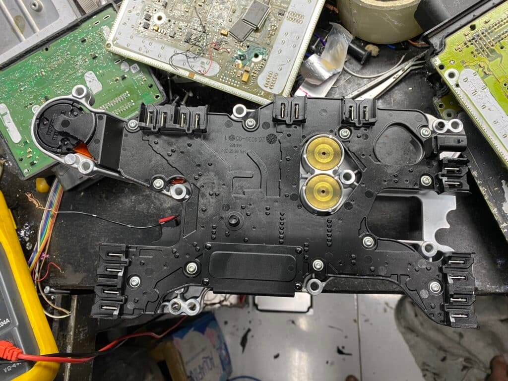 Sửa chữa hộp số ly hợp kép tương tự hộp số DSG DQ200
