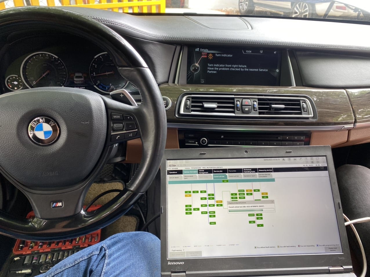 VES VIETNAM ECU SERVICE CHUẨN ĐOÁN LỖI XE BMW BẰNG MÁY CHUẨN ĐOÁN CHUYÊN HÃNG