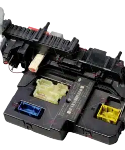 SAM MODULE ECU CONTROL UNIT MERCEDES-BENZ W204 C300 C350 Mã phụ tùng ECU ECM  204 545 82 01 SAM MODULE ECU CONTROL UNIT MERCEDES-BENZ 204 545 82 01 204 545 61 32 204 442 35 00