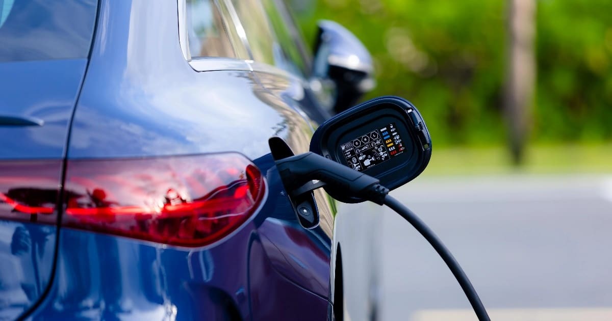 9 CÁCH KÉO DÀI TUỔI THỌ PIN EV & 6 ĐIỀU LÀM HẠI PIN LITHIUM-ION 2 9 CÁCH KÉO DÀI TUỔI THỌ PIN EV & 6 ĐIỀU LÀM HẠI PIN LITHIUM-ION