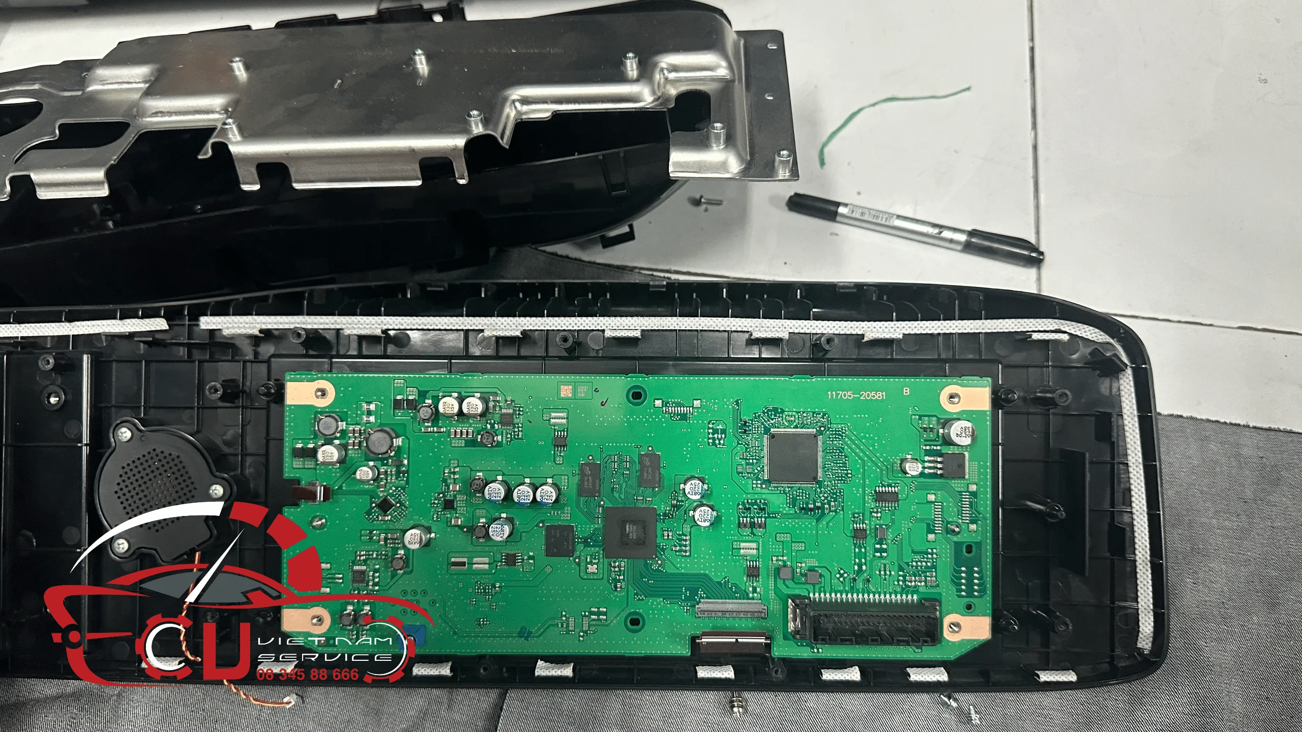 SỬA CHỮA VÀ THAY THẾ MÀN HÌNH LCD 12.3 KIA CARNIVAL 2 GARAGE VES - SỮA CHỮA VÀ THAY THẾ MÀN HÌNH LCD 12.3 KIA Carnival