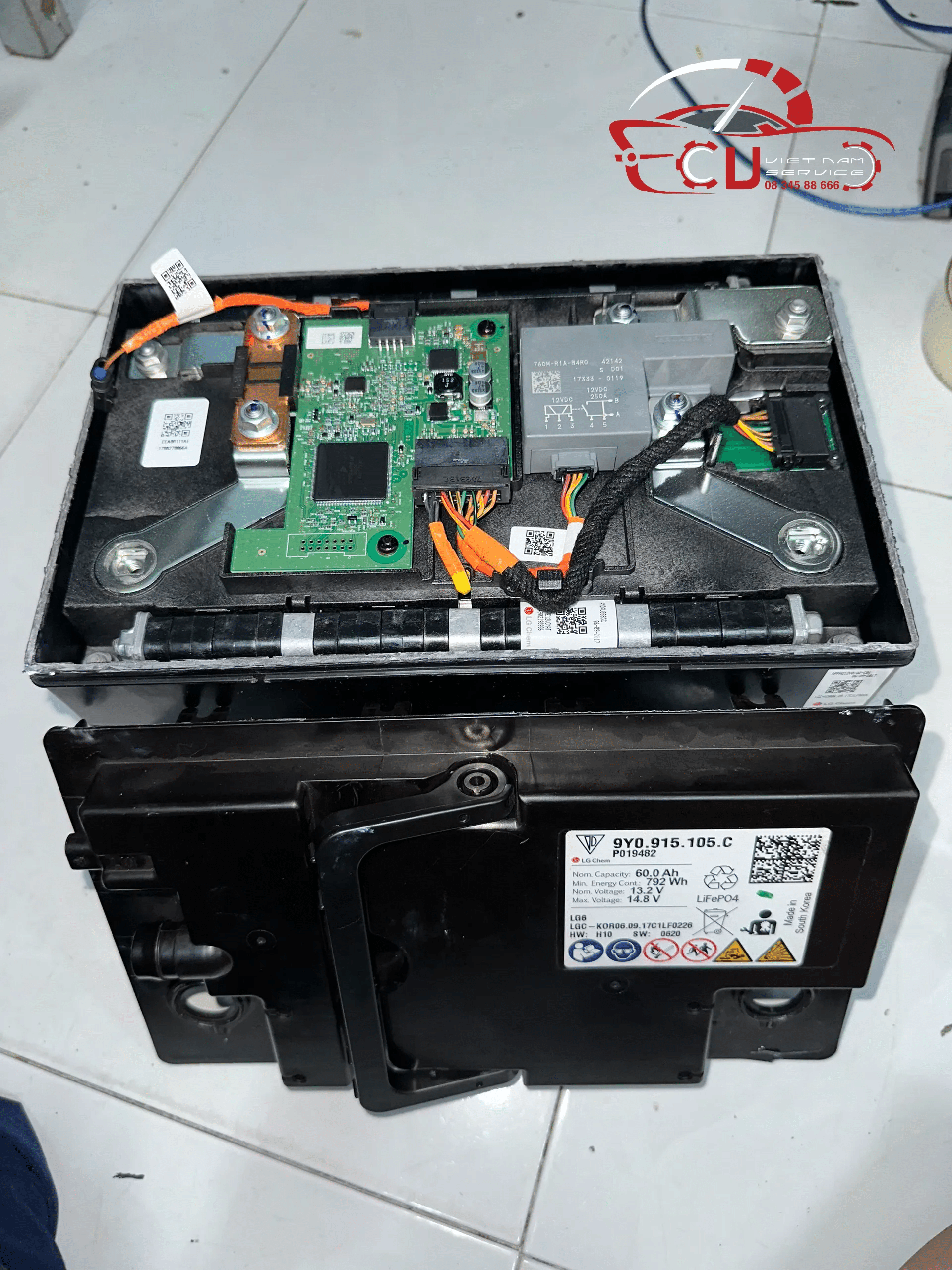 GARAGE VES CHUYÊN SỬA CHỮA ẮC QUY 12V PORSCHE (High Voltage Lithium Battery)