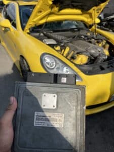 SỬA CHỮA PHANH ABS CỦA XE PORSCHE