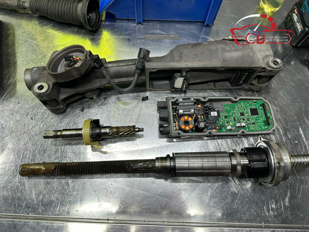 SỬA CHỮA VÀ PHỤC HỒI THƯỚC LÁI ĐIỆN XE MERCEDES BENZ GIÁ RẺ SỐ 1 6 Sửa Chữa Và Phục Hồi Thước Lái Điện AUDI Tại Ves WorkShop