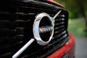 SỬA CHỮA PHANH ABS CỦA XE VOLVO