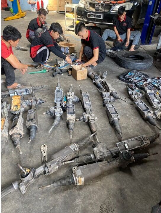 SỬA CHỮA THƯỚC LÁI ĐIỆN XE MERCEDES BENZ TẠI VES WORKSHOP