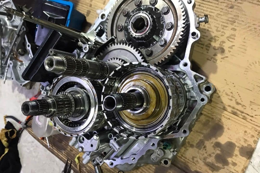 Hộp Số Vô Cấp (CVT - Continuously Variable Transmission) Hộp Số Vô Cấp (CVT - Continuously Variable Transmission)