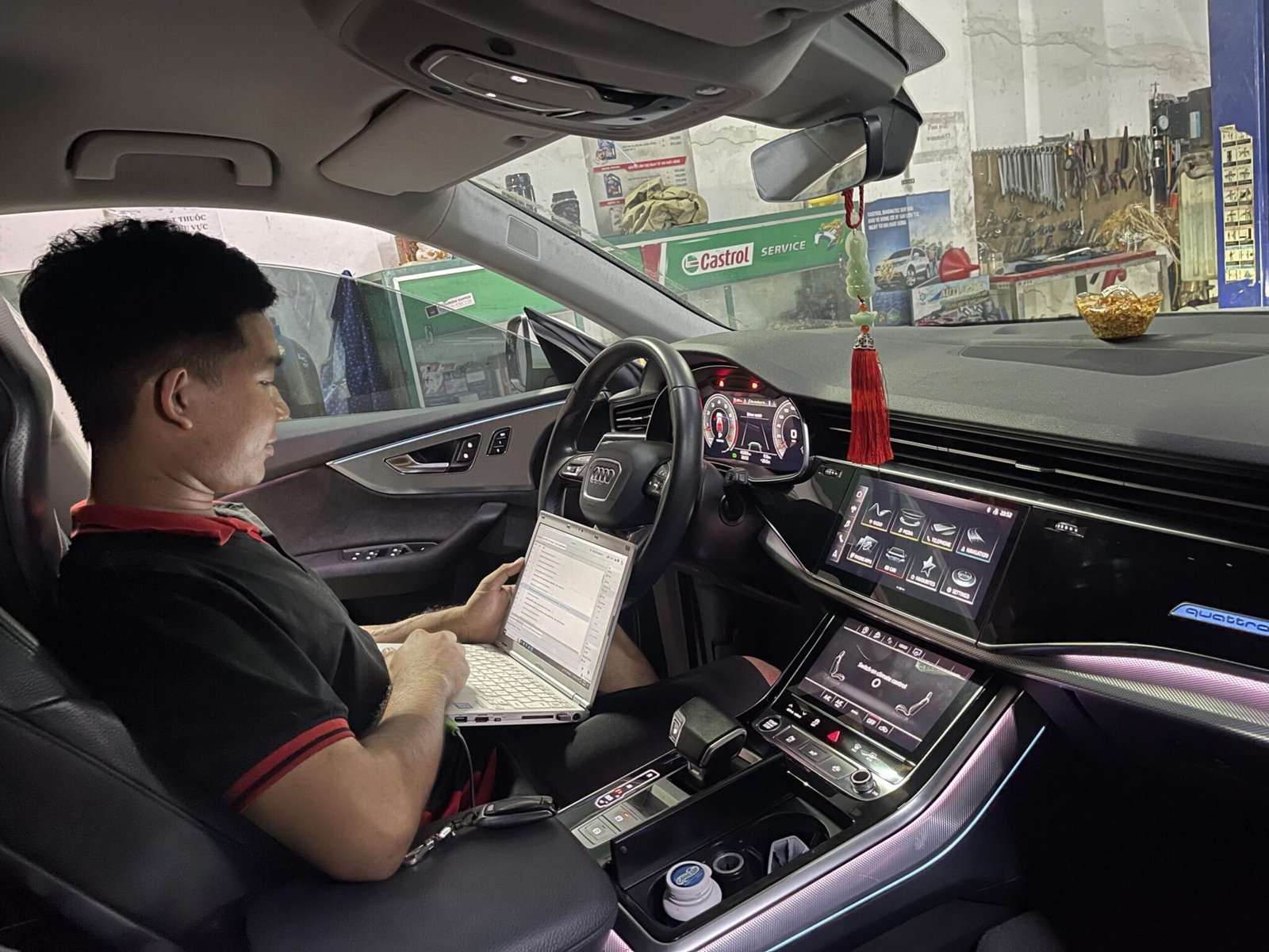 GARAGE SỬA ECU ECM PCM LEXUS HÀNG ĐẦU HIỆN NAY 1 Garage Ves Workshop chuyên sửa ECU ECM PCM Lexus uy tín, chuyên nghiệp hiện nay