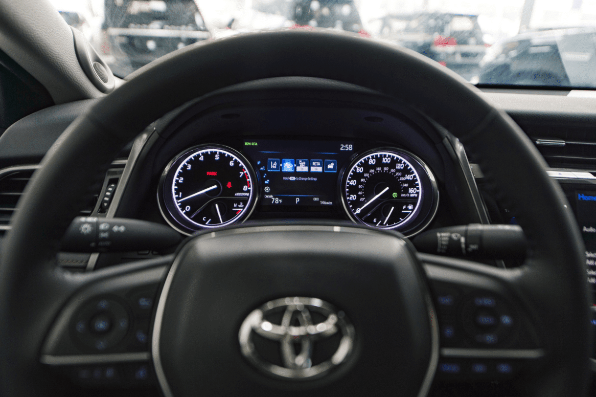 Cần sửa lỗi đồng hồ taplo IPC Toyota nhanh chóng, đến ngay với Ves Workshop 