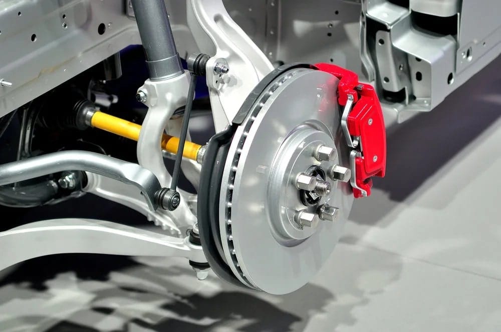 Bảo dưỡng, sửa chữa hệ thống thắng Lexus toàn diện tại Ves Workshop