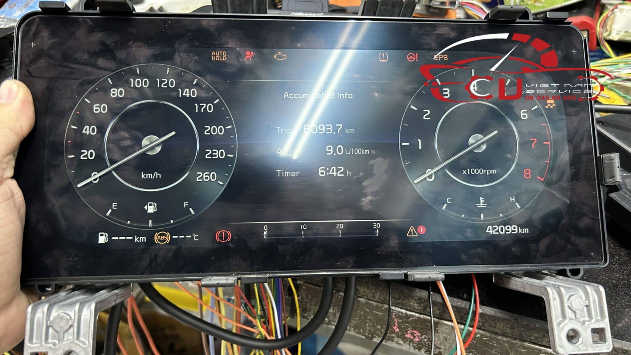 Dịch vụ sửa chữa đồng hồ táp lô IPC Lexus chuyên nghiệp, uy tín tại Ves Workshop