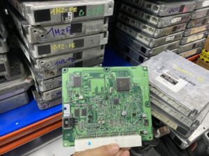 SỬA CHỮA HỘP ĐIỀU KHIỂN ECU ECM PCM ĐỘNG CƠ XE SUZUKI