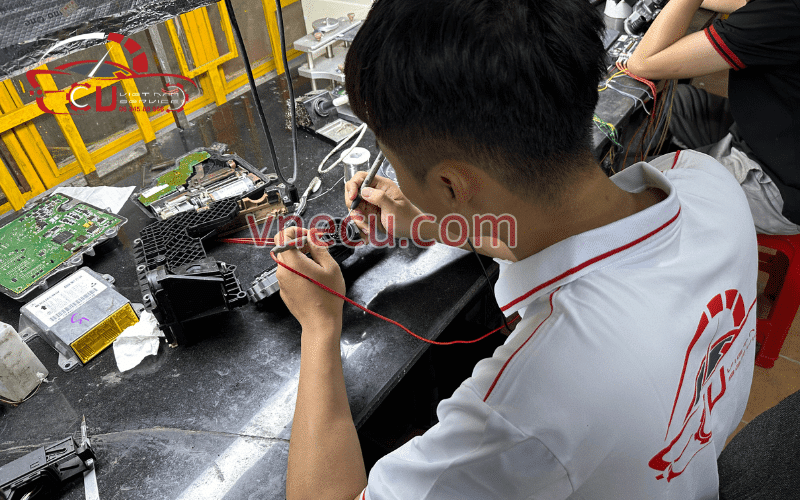 Garage sửa TCM TCU Ford uy tín, giá tốt tại TPHCM