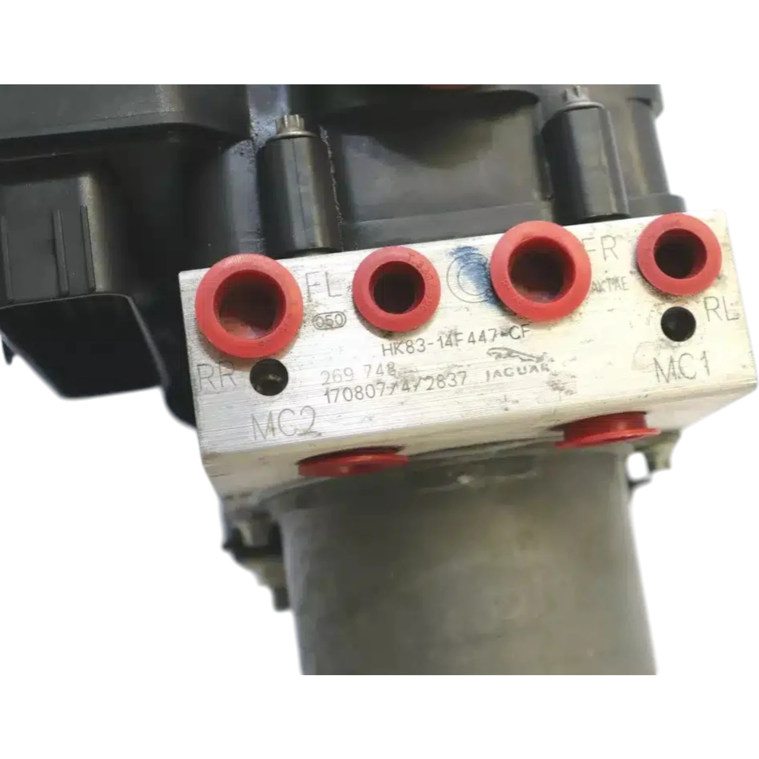ABS JAGUAR F-PACE R 3.0D
MÃ PHỤNG TÙNG HỘP ABS
HK83-14F447-CF
ABS JAGUAR
HK83-14F447-CF , HK8314F447CF