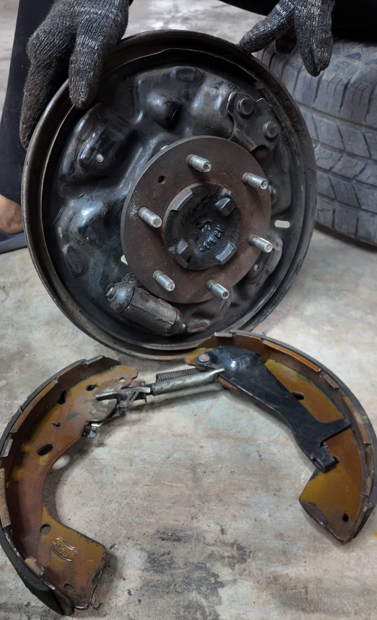 SỬA CHỮA VS THAY THẾ HỆ THỐNG ABS MAZDA BT-50 6 SỬA CHỮA VS THAY THẾ HỆ THỐNG ABS MAZDA BT-50