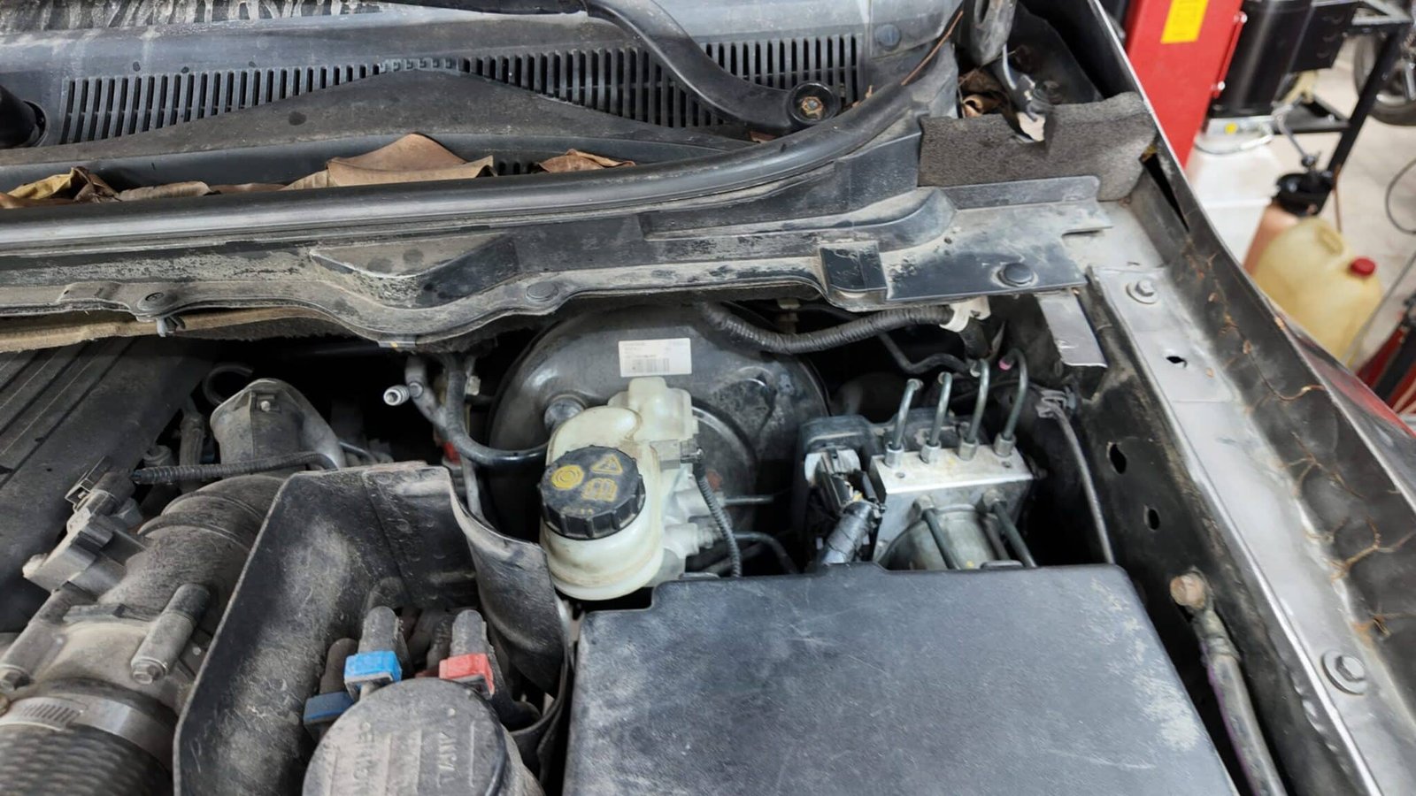 SỬA CHỮA VS THAY THẾ HỆ THỐNG ABS MAZDA BT-50 5 SỬA CHỮA VS THAY THẾ HỆ THỐNG ABS MAZDA BT-50