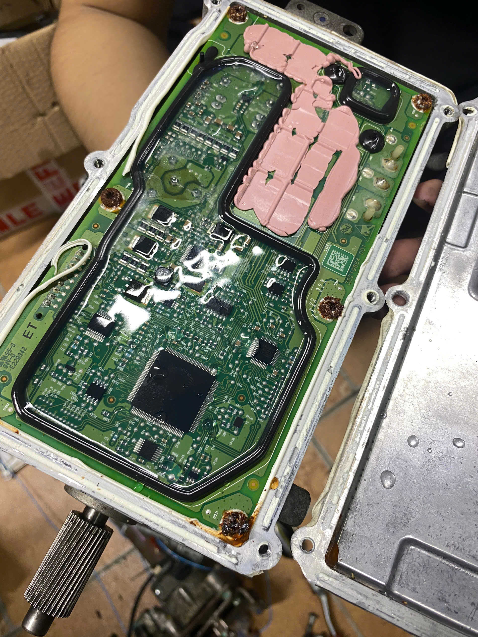 Sửa Chữa Thước Lái Điện Ford Tại VES Workshop: Giải Pháp Chuyên Nghiệp Cho An Toàn Và Hiệu Suất Lái Xe
