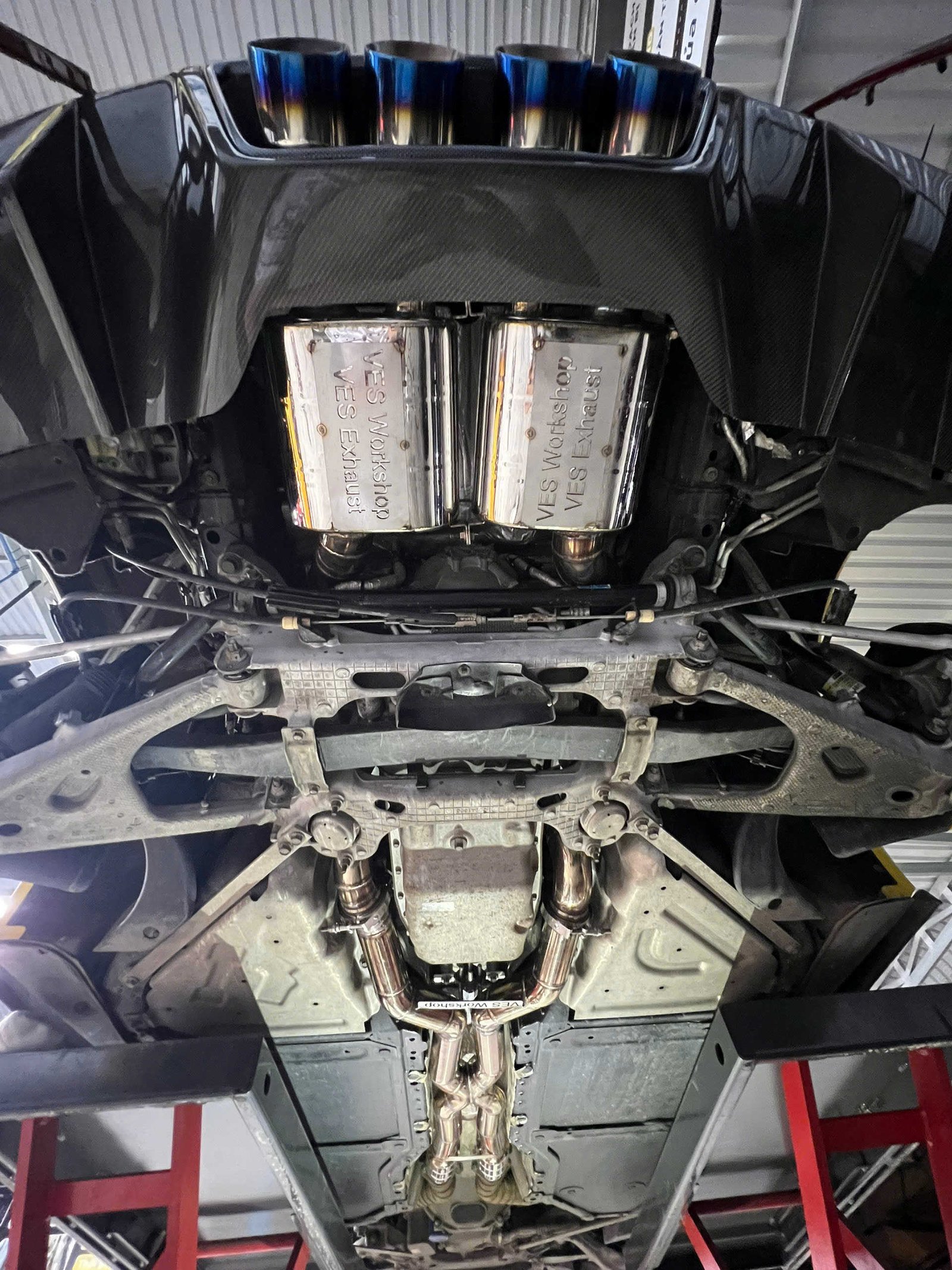 Custom Hệ Thống Ống Xả Chevrolet Corvette: Giải Pháp Custom Đột Phá Từ Ves Workshop