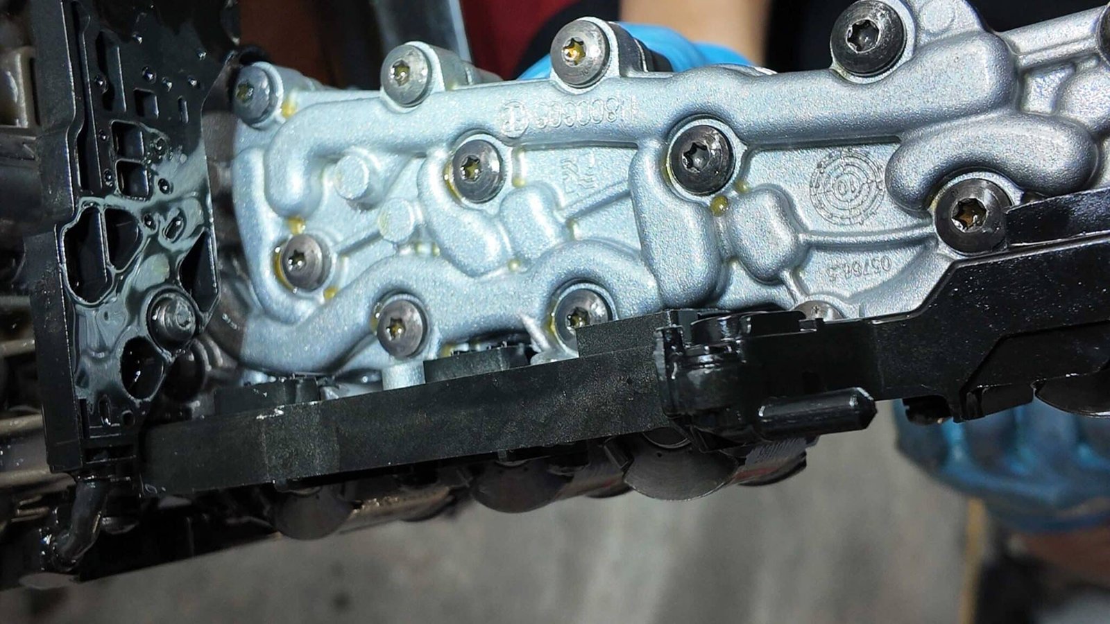 Dịch Vụ Sửa Chữa Hộp Số Ô Tô Tận Tâm – Giải Pháp Toàn Diện tại VES Workshop