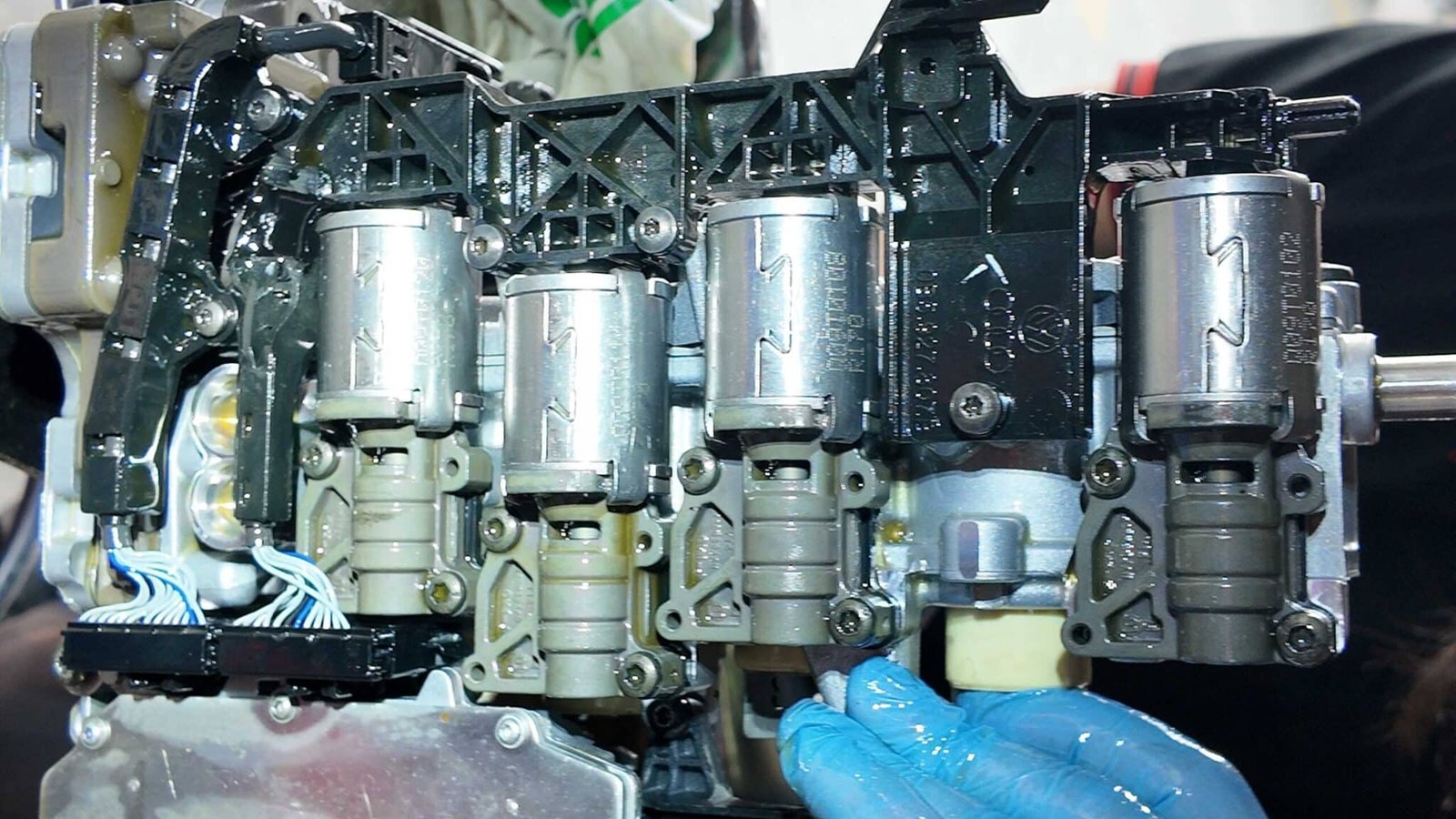 Dịch Vụ Sửa Chữa Hộp Số Ô Tô Tận Tâm – Giải Pháp Toàn Diện tại VES Workshop