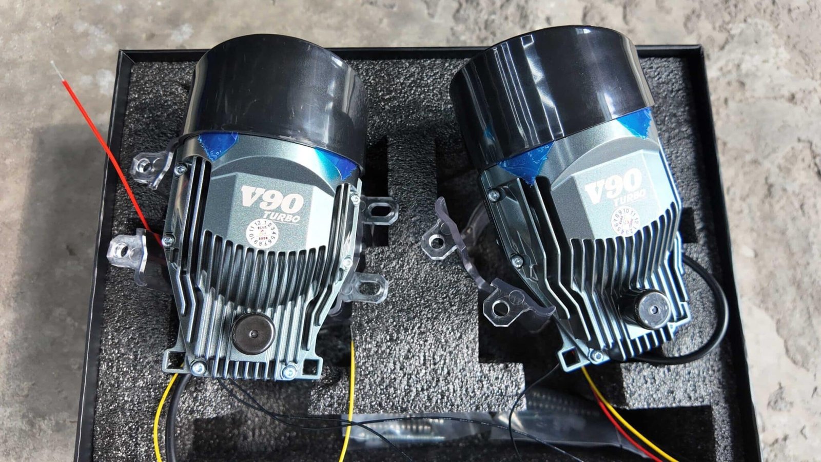 Nâng Cấp Hệ Thống Ánh Sáng Cho Kia Carnival Độ Bi Gầm Tại Ves Workshop