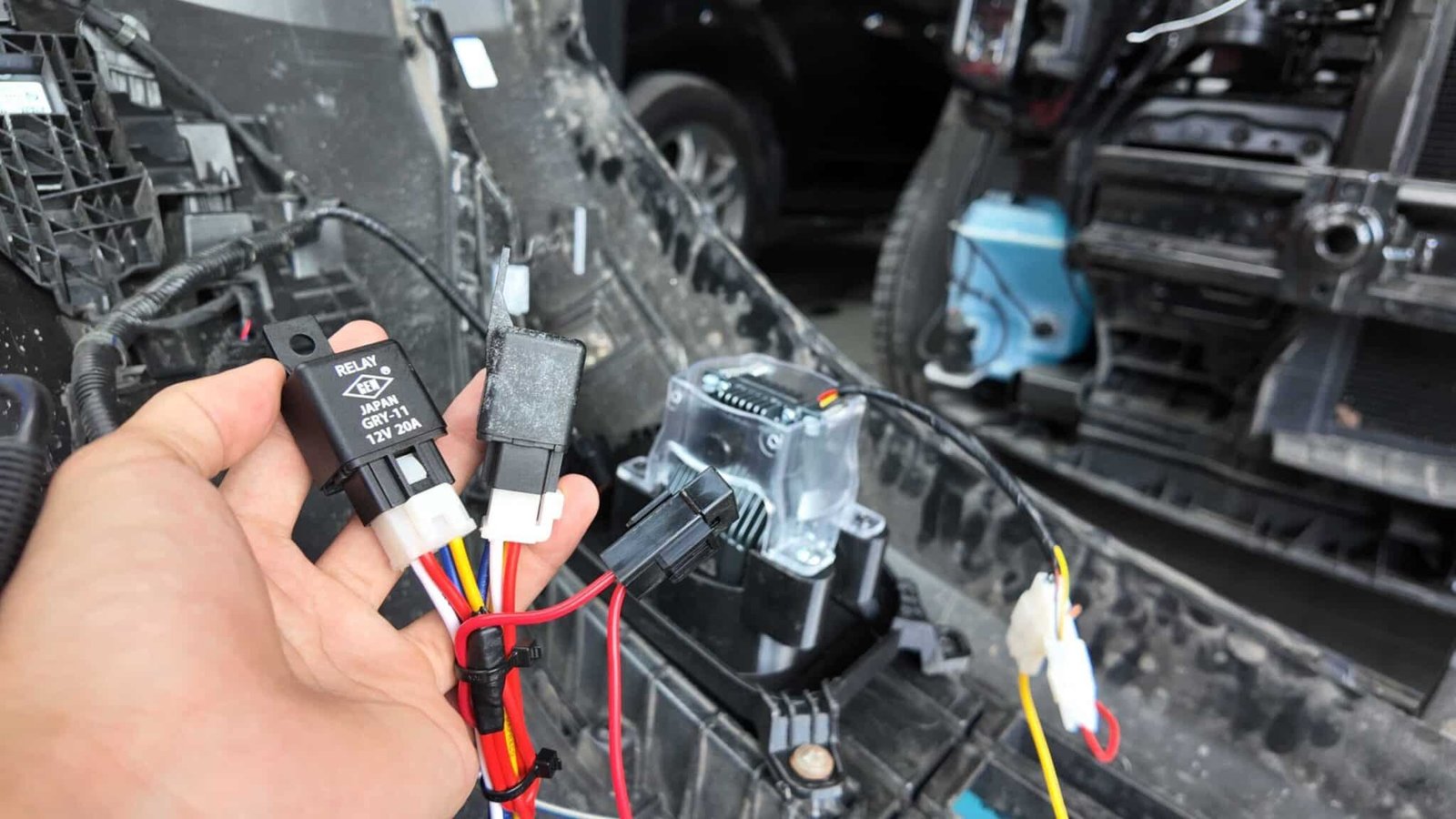 Nâng Cấp Ánh Sáng & Độ Gầm Ô Tô Chuyên Nghiệp: Bí Quyết Tối Ưu Hóa Diện Mạo & An Toàn Từ VES Workshop