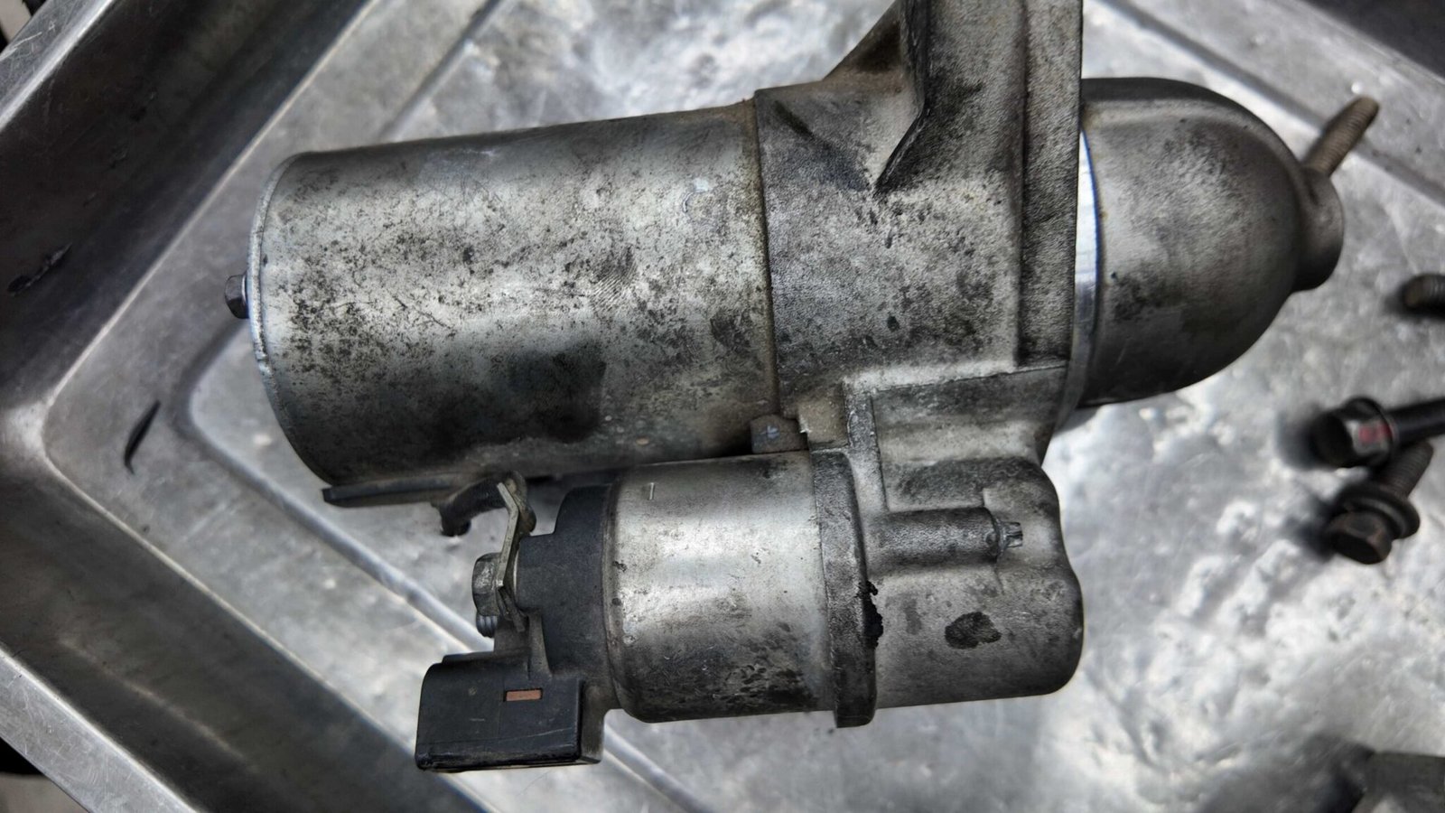 BẢO DƯỠNG TỔNG QUÁT MAZDA 3: BÍ QUYẾT GIỮ GÌN HIỆU SUẤT ƯU VIỆT TẠI VES WORKSHOP