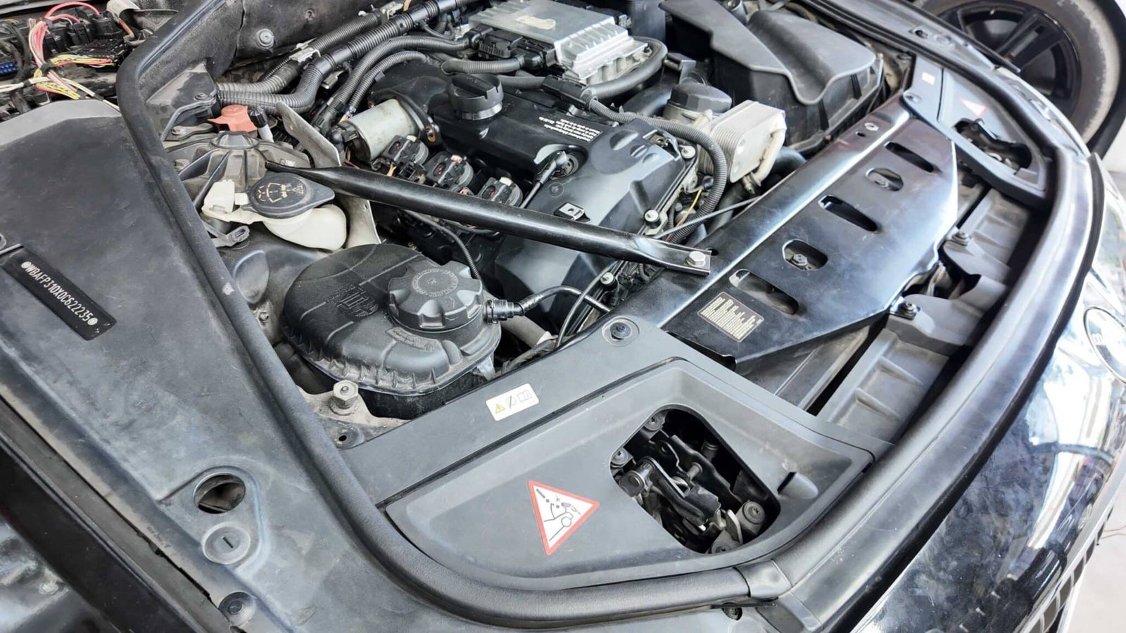 Bảo Dưỡng BMW 523i – Chìa Khóa Giữ Gìn Đẳng Cấp Xe Hạng Sang Tại Ves Workshop