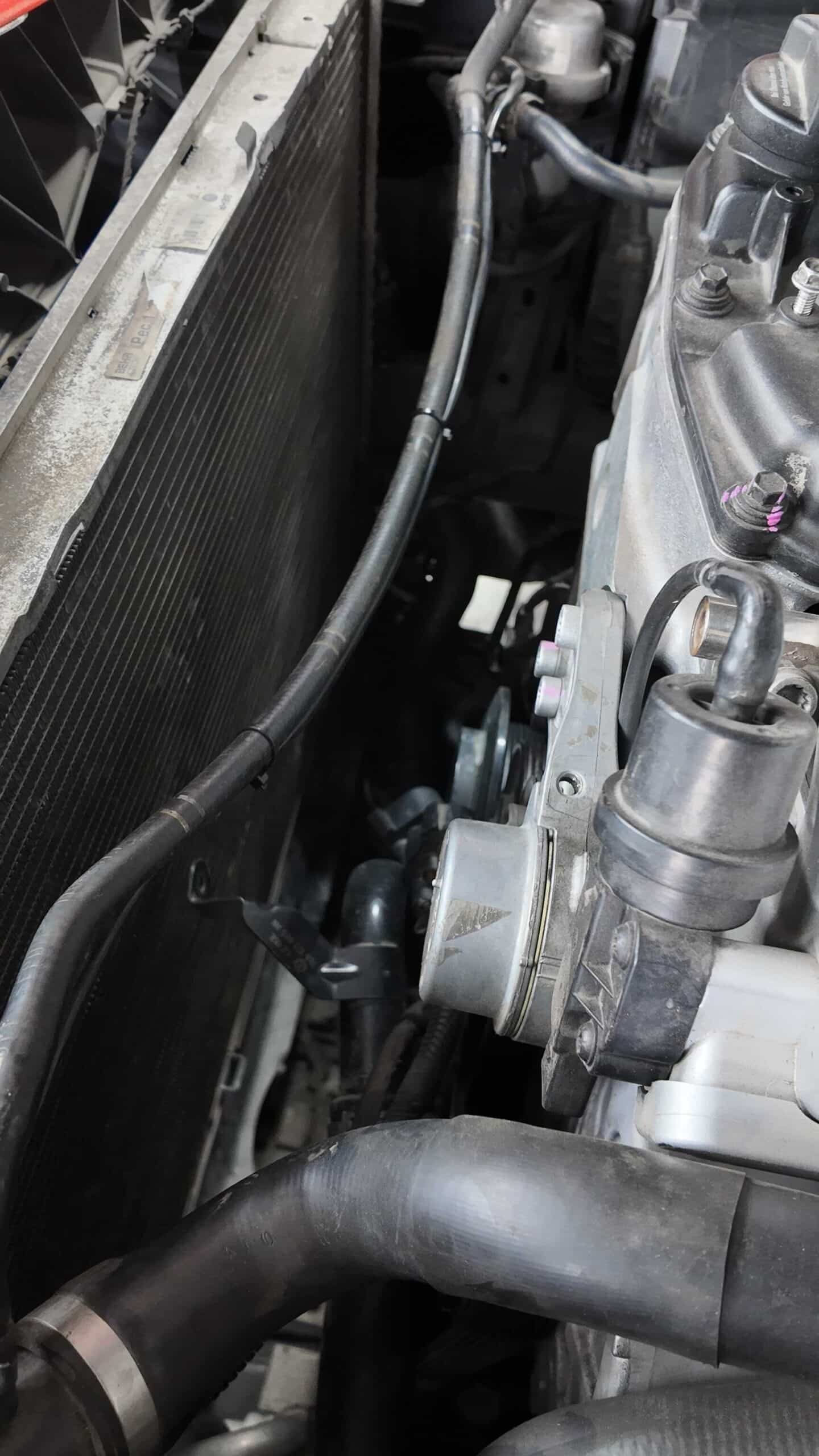 kiểm tra và tháo rời quạt tản nhiệt 