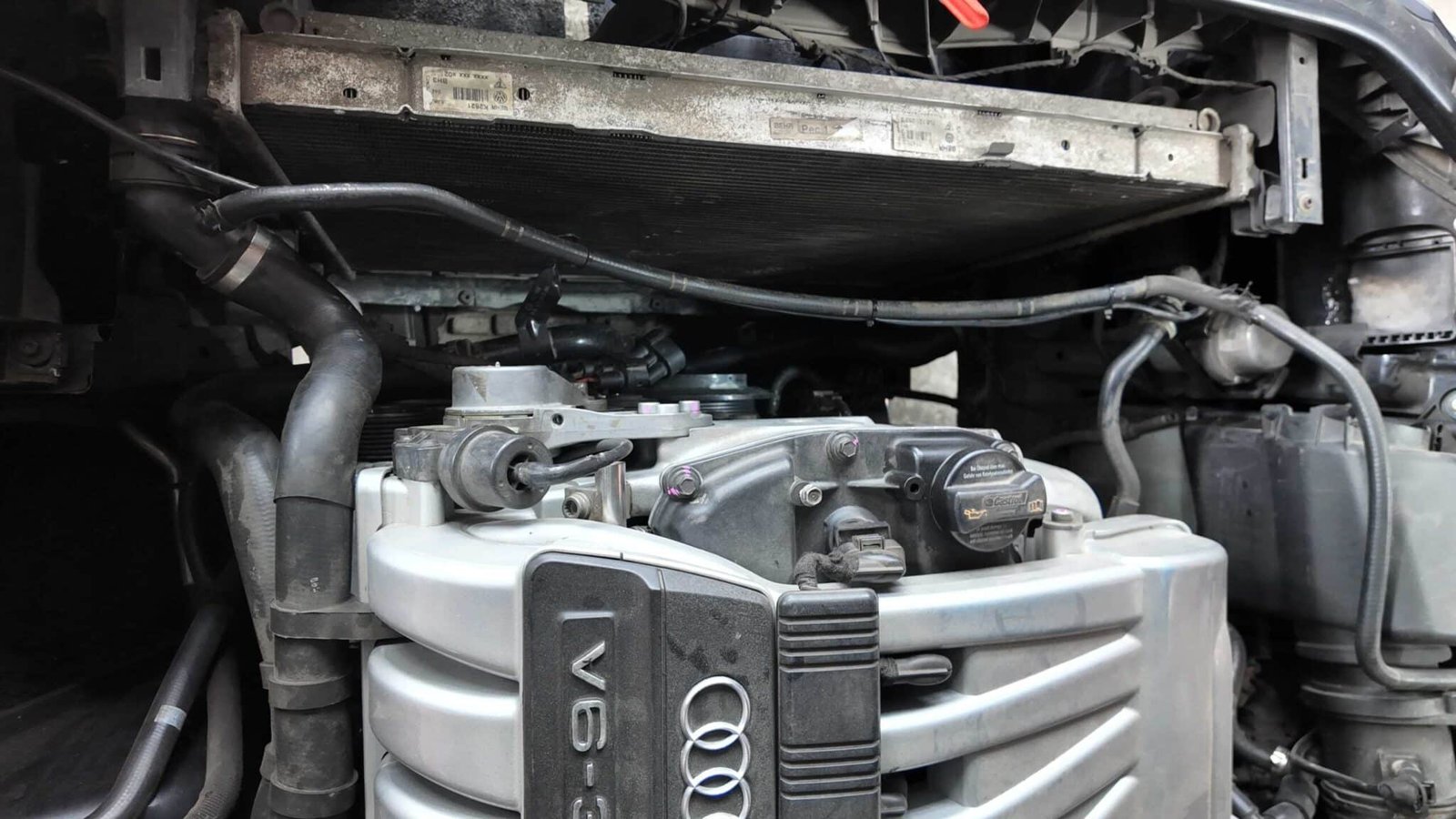 kiểm tra tình trạng các bộ phận liên quan