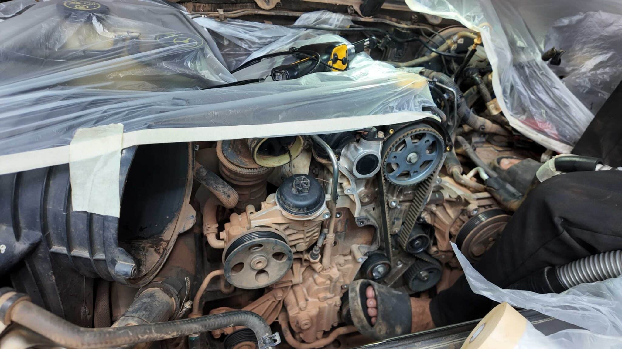 Dịch Vụ Vệ Sinh Họng Nạp Chevrolet Colorado Tận Tâm – Bí Quyết Nâng Cao Hiệu Suất Xe Từ Ves Workshop