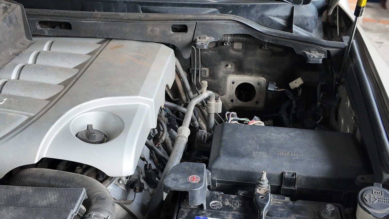 Sửa Chữa Cụm Bơm ABS Lexus LX570 tại VES Workshop: Giải Pháp Tối Ưu Cho Hệ Thống Phanh An Toàn