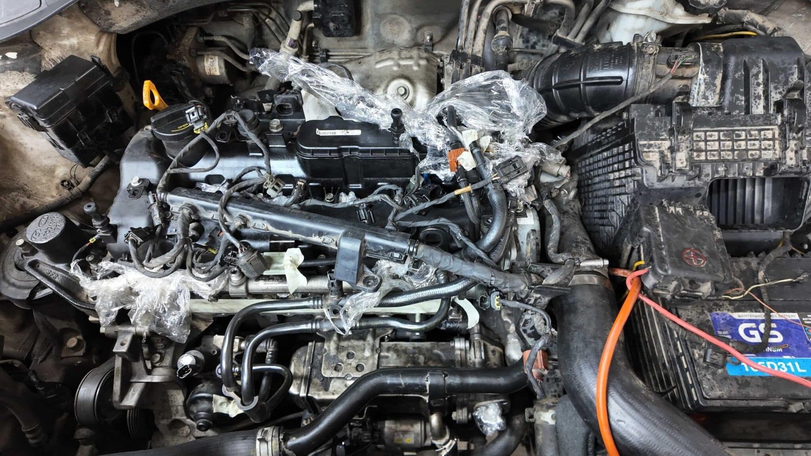 Dấu hiệu cảnh báo chảy nhớt ở Kia Sorento