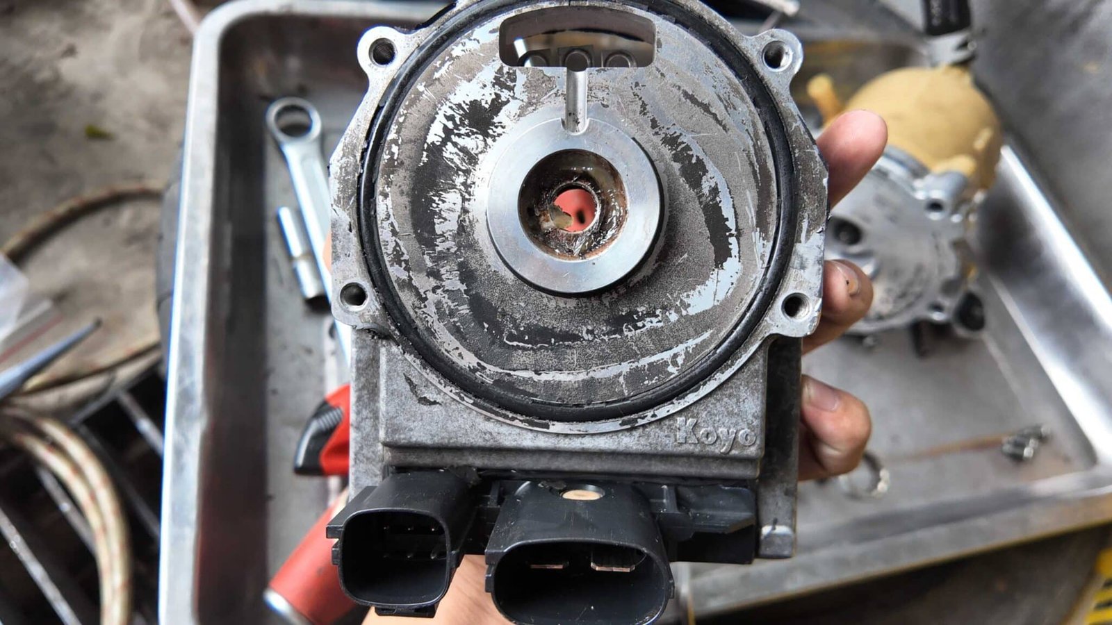 Sửa Chữa Cụm Bơm Trợ Lực Lái Mazda 3 tại VES Workshop - Giải Pháp An Toàn Và Chính Xác Cho Xe Của Bạn