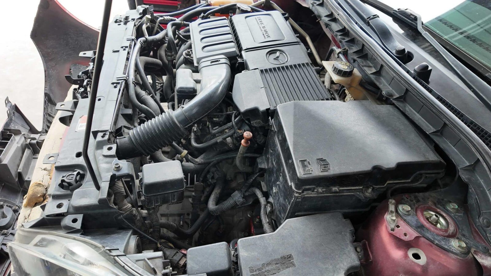 Sửa Chữa Cụm Bơm Trợ Lực Lái Mazda 3 tại VES Workshop - Giải Pháp An Toàn Và Chính Xác Cho Xe Của Bạn