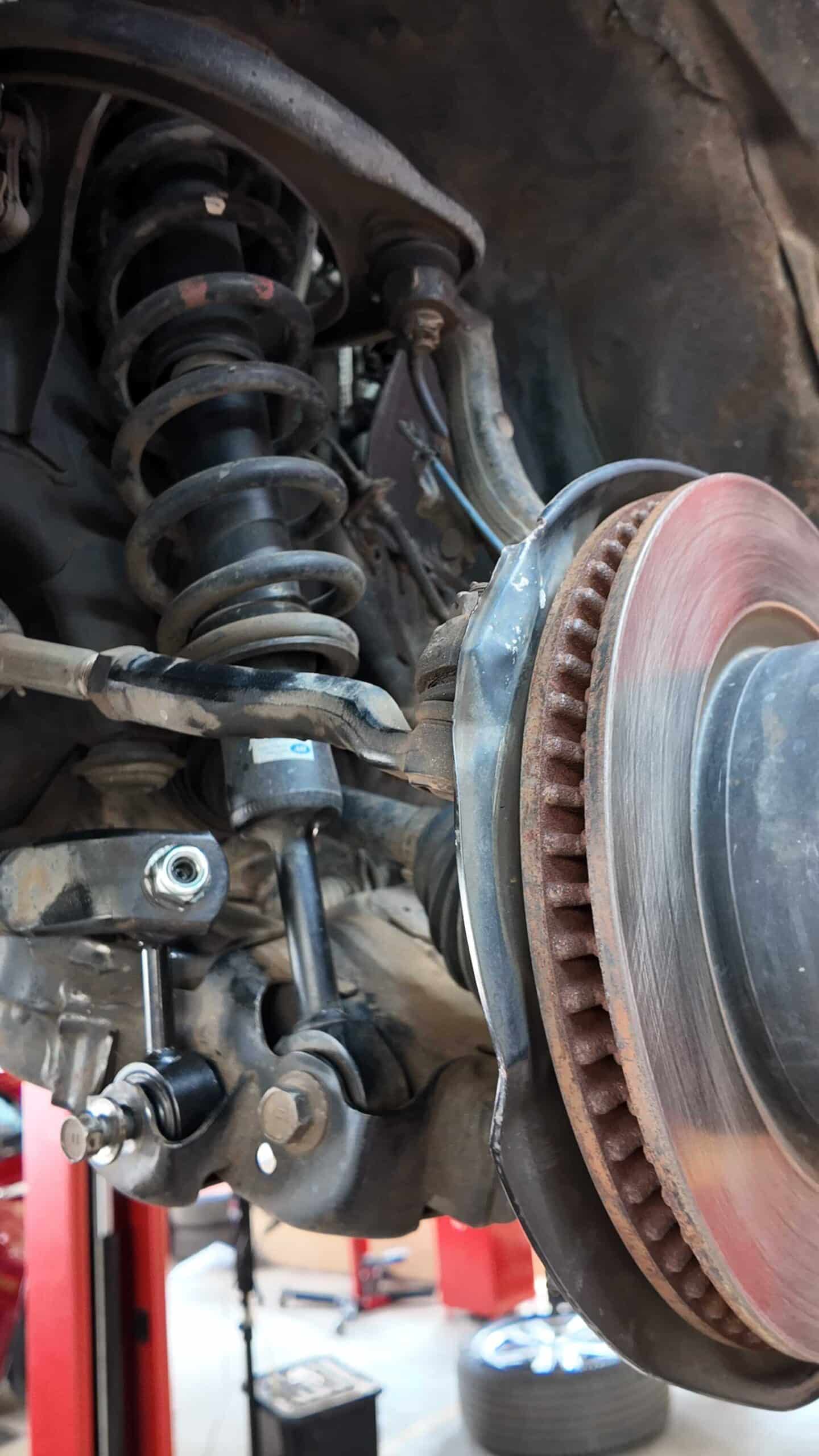 DỊCH VỤ BẢO DƯỠNG TỔNG QUÁT LEXUS LX570 - VES WORKSHOP 6 Cam kết chất lượng và bảo hành