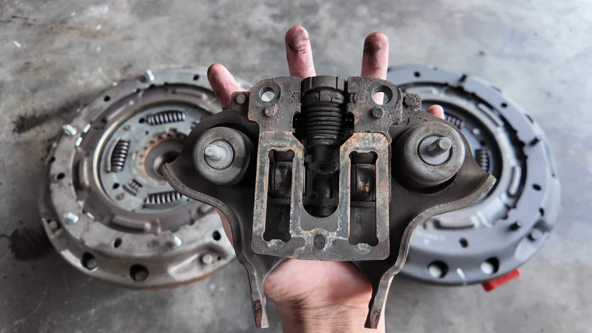 ĐẠI TU HỘP SỐ FORD ECOSPORT TẠI VES WORKSHOP 4 Quy trình đại tu chi tiết tại VES Workshop