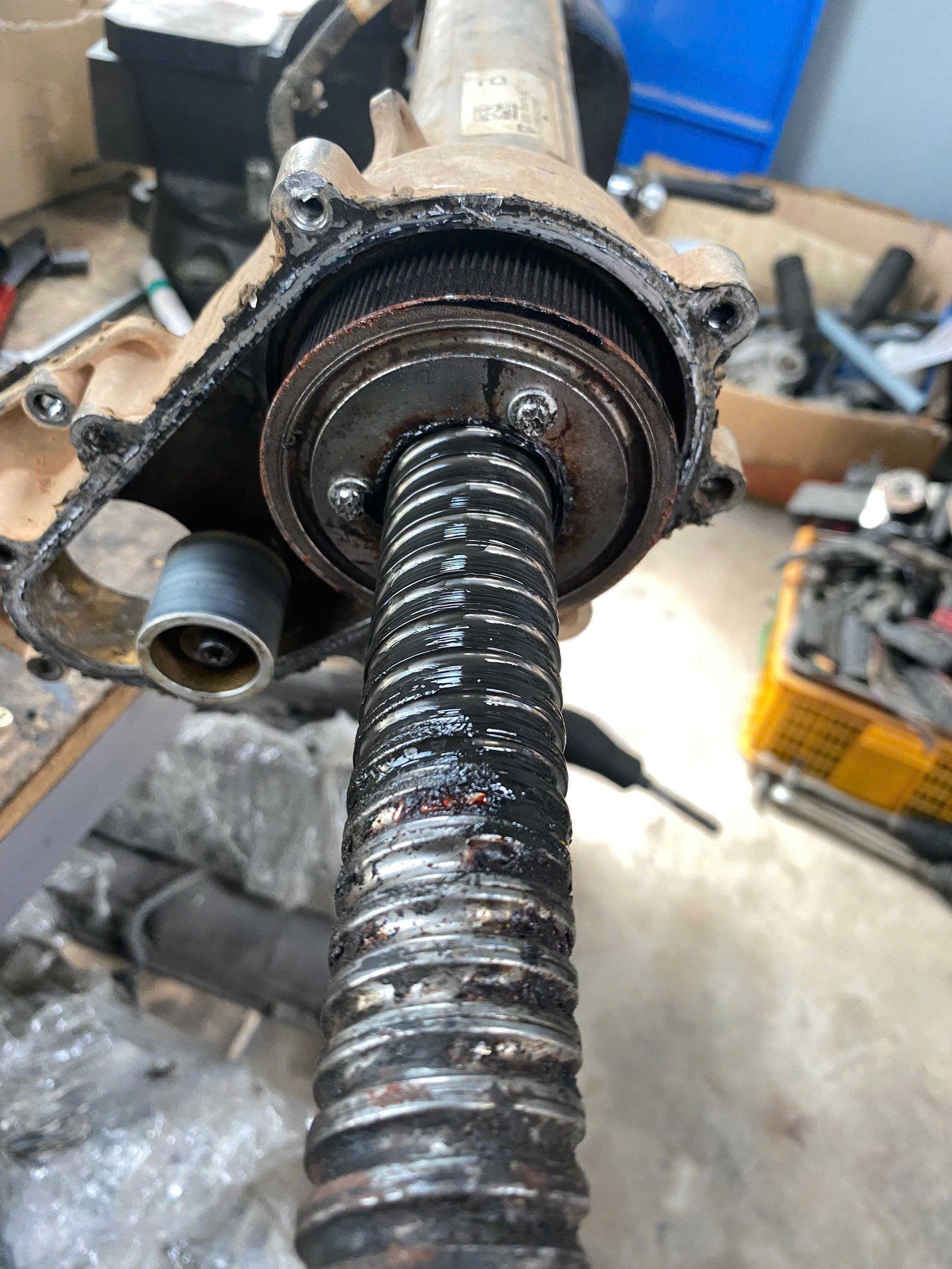 Sửa Chữa Thước Lái Điện Ford Ecosport – Giải Pháp Tối Ưu Cho Xe Của Bạn Tại Ves Workshop