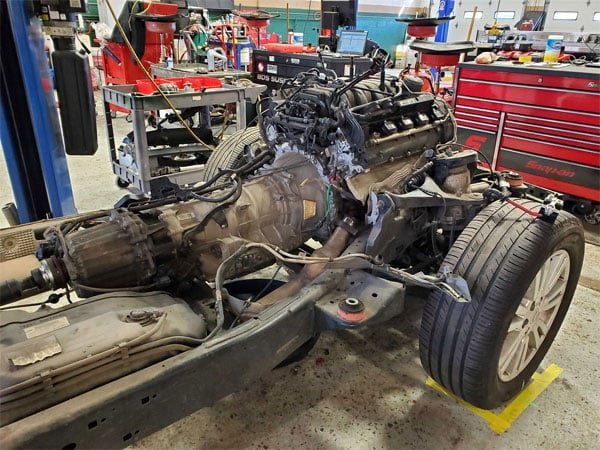 Bảo Dưỡng Tổng Quát Range Rover Tại VES Workshop: Giải Pháp Hoàn Hảo Cho Hiệu Suất Và Bền Bỉ