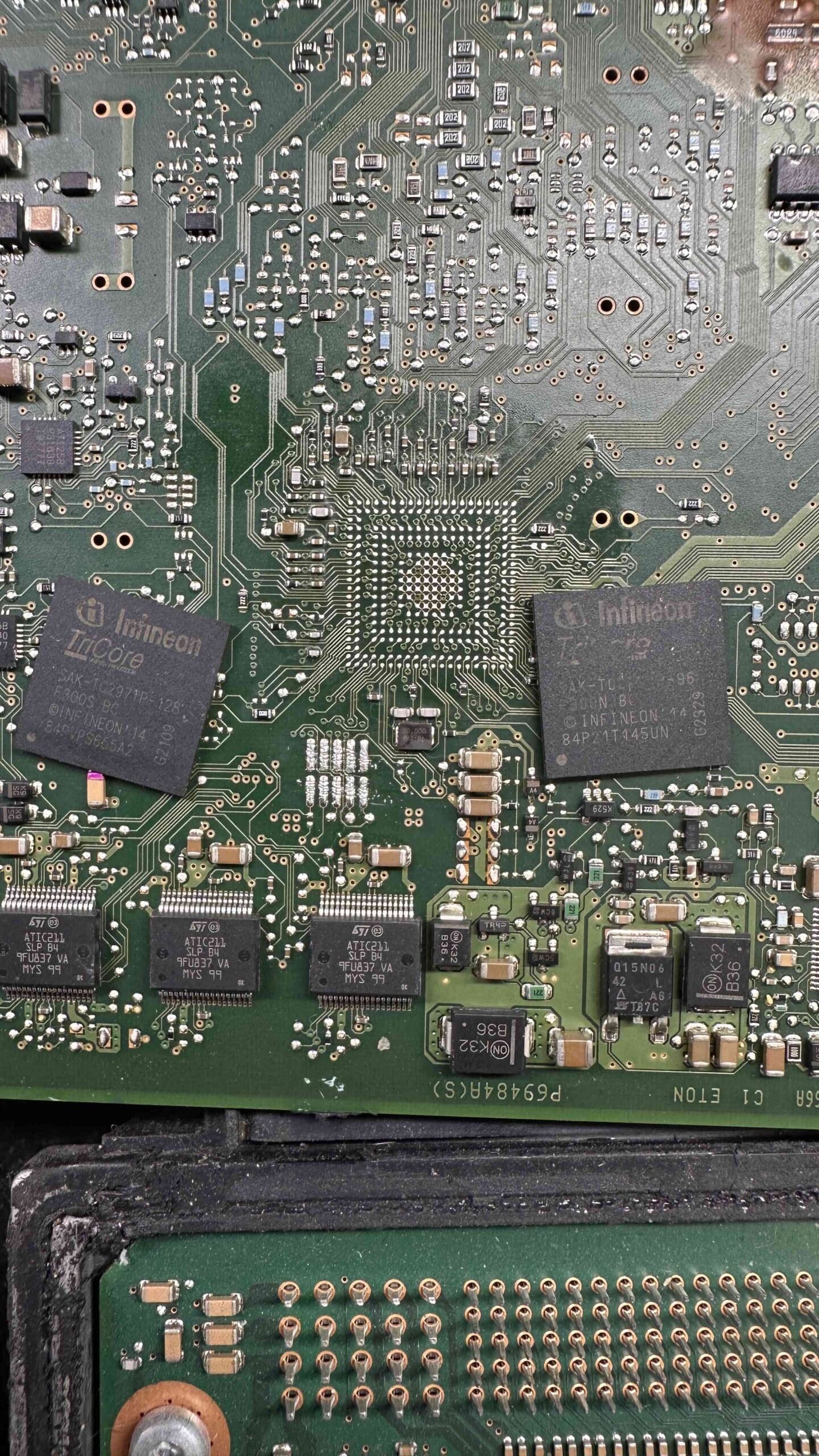 Can Thiệp Phần Mềm ECU (ECU Remap Process)