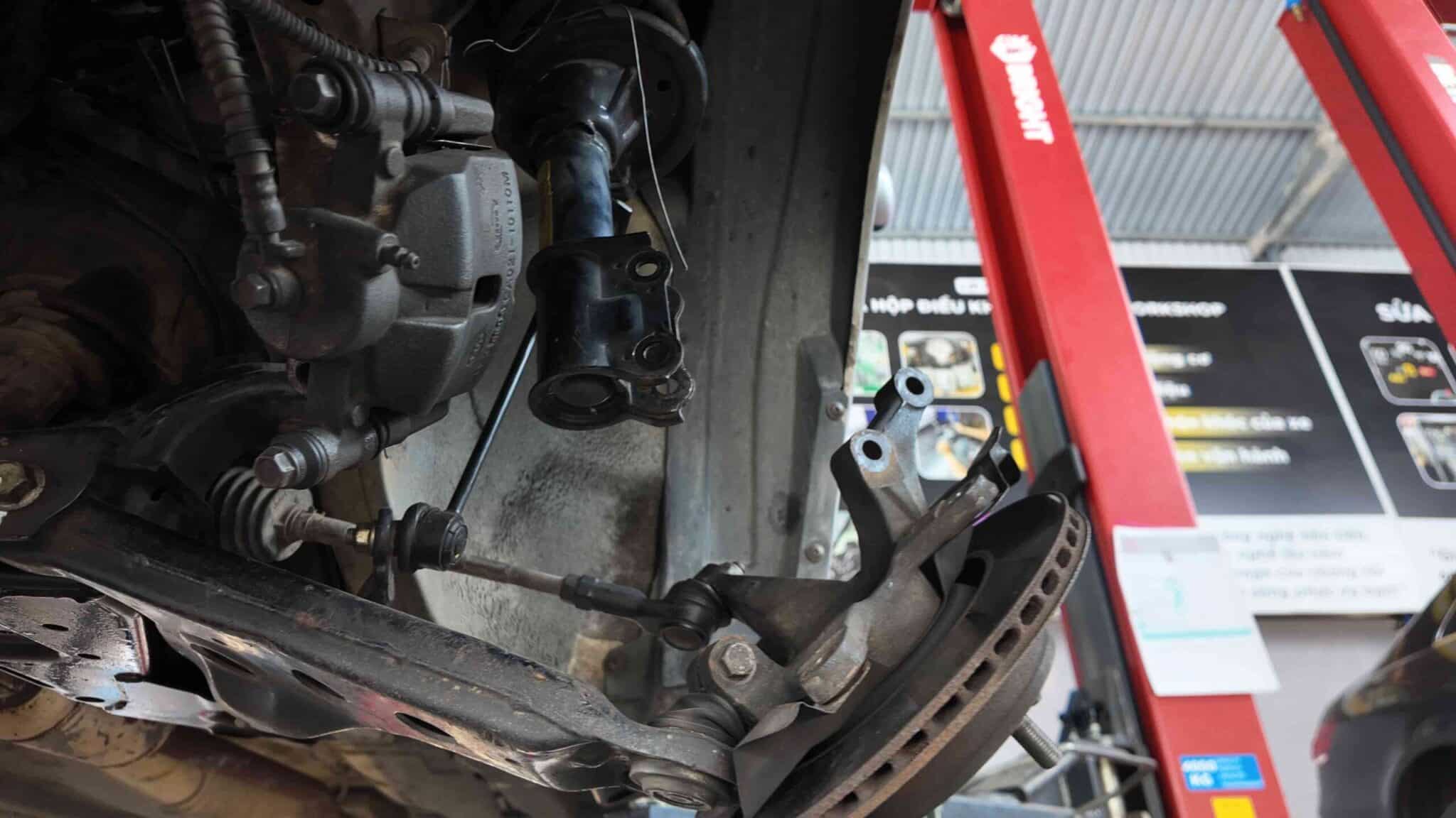 Hỏi đáp thường gặp về bảo dưỡng gầm Kia Sorento