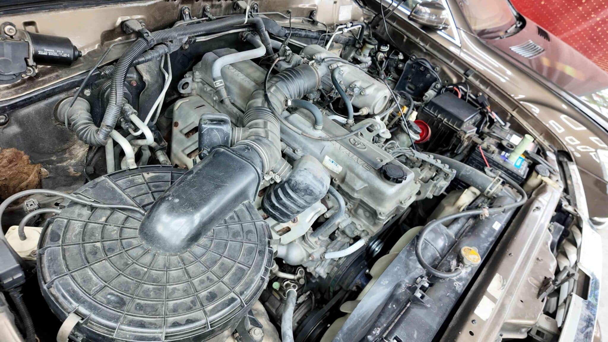 SỬA CHỮA CỤM BƠM ABS TOYOTA LAND CRUISER - VES WORKSHOP 4 Nguyên nhân phổ biến dẫn đến hỏng hóc cụm bơm ABS