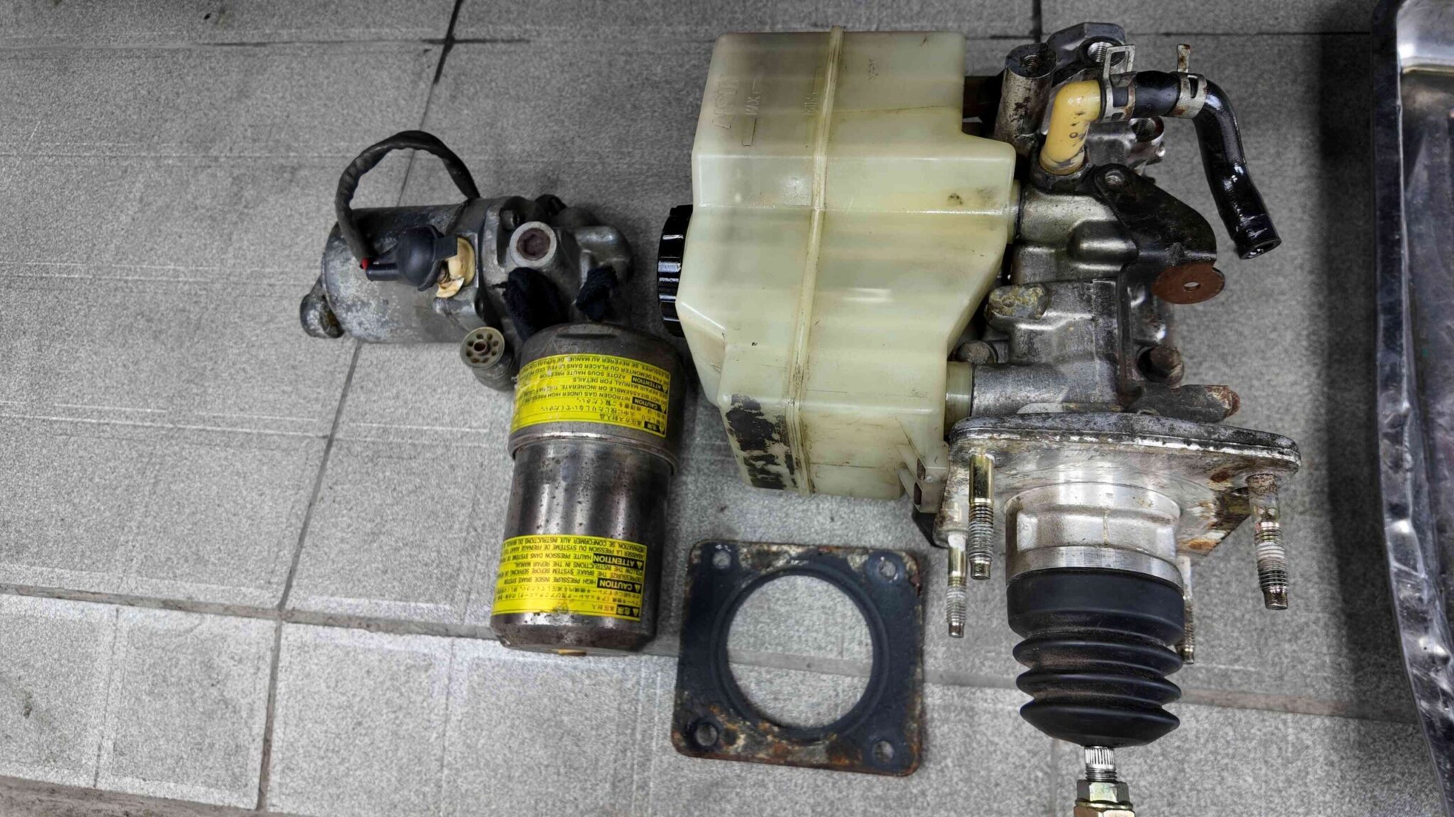 SỬA CHỮA CỤM BƠM ABS TOYOTA LAND CRUISER - VES WORKSHOP 5 Quy trình kiểm tra và chuẩn đoán ban đầu