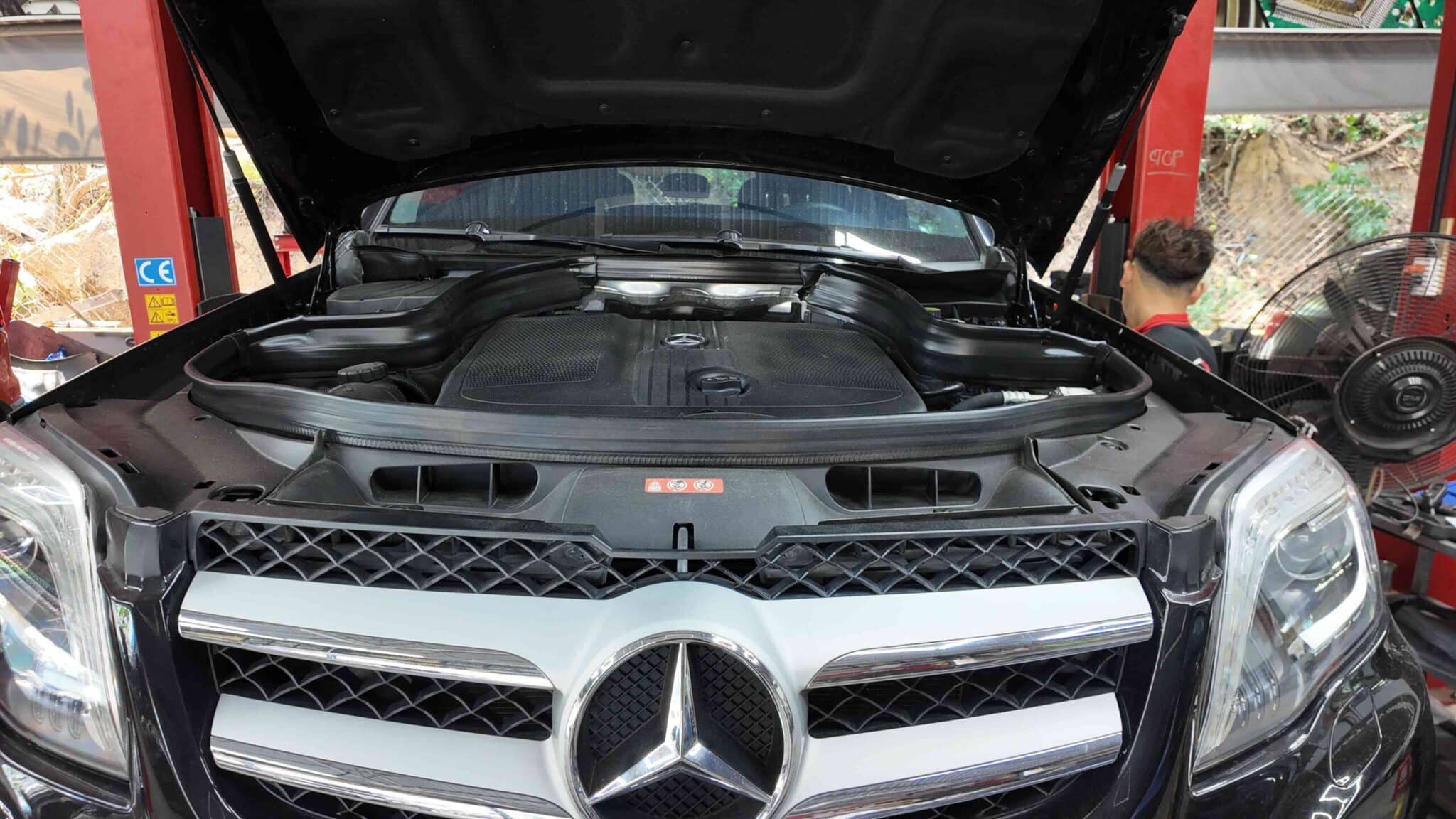 Dịch Vụ Thay Thước Lái Điện Mercedes-Benz GLK 220 Chuyên Nghiệp - Ves Workshop