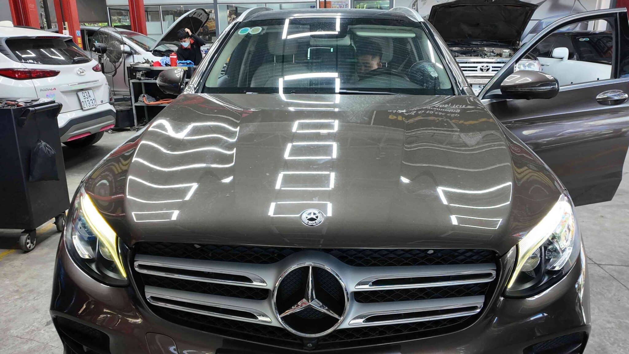 Giải Pháp Sửa Chữa Đồng Hồ Mercedes-Benz E350 Chuyên Nghiệp Tại Ves Workshop